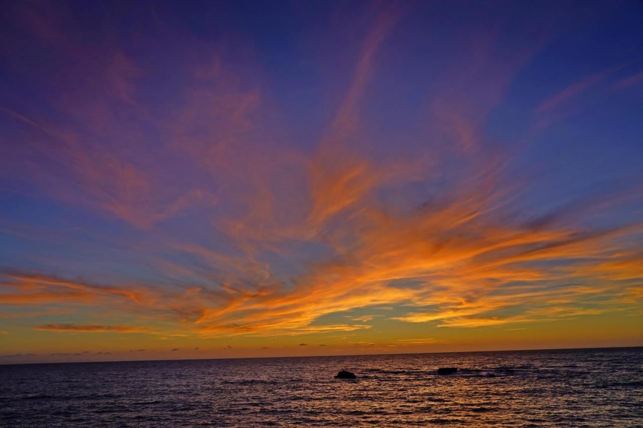 Stefanias Prasoudi Beach Ágios Matthaíos Extérieur photo