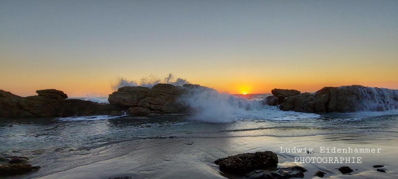 Stefanias Prasoudi Beach Ágios Matthaíos Extérieur photo