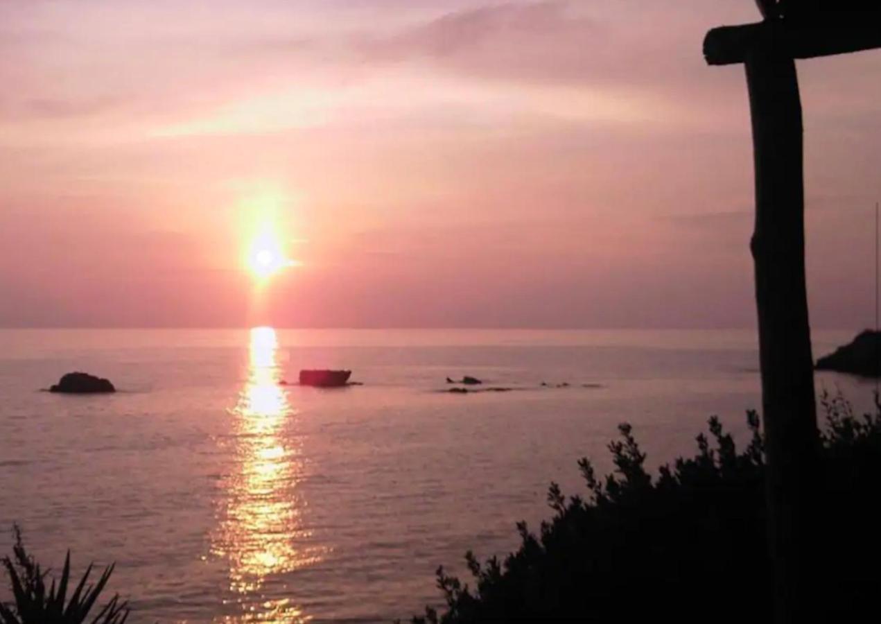 Stefanias Prasoudi Beach Ágios Matthaíos Extérieur photo